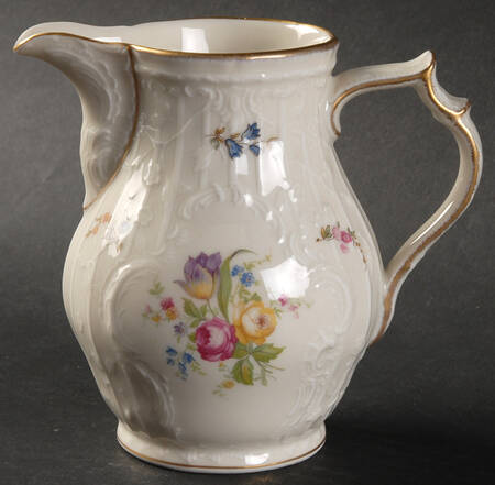 3217 Creamer