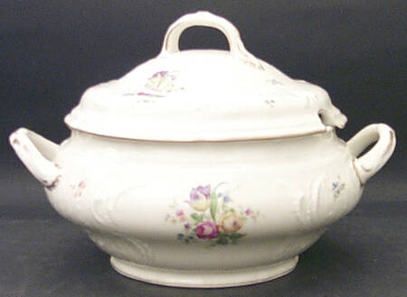 3217 Tureen &  Lid