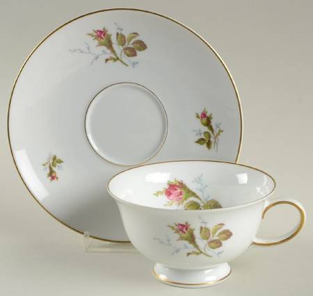 3322 (Aida, Roses) Footed Cup & Saucer Set