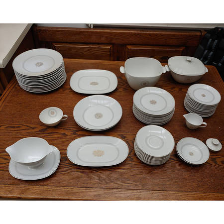 3386 Dinner Plate