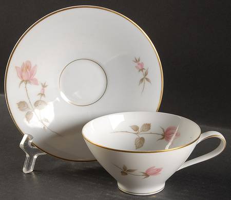 3462 Flat Cup & Saucer Set