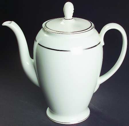3471 (White Background) Coffee Pot & Lid
