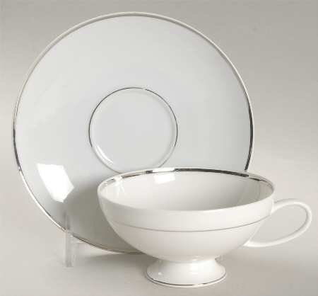 3471 (White Background) Footed Cup & Saucer Set