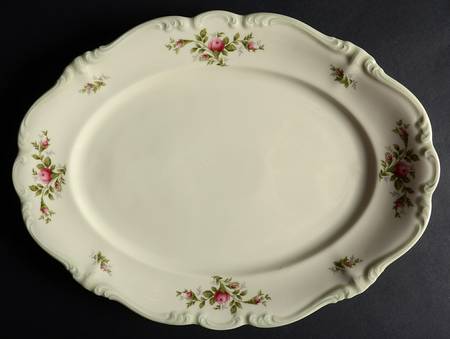 3580 (Pompadour) 14" Oval Serving Platter