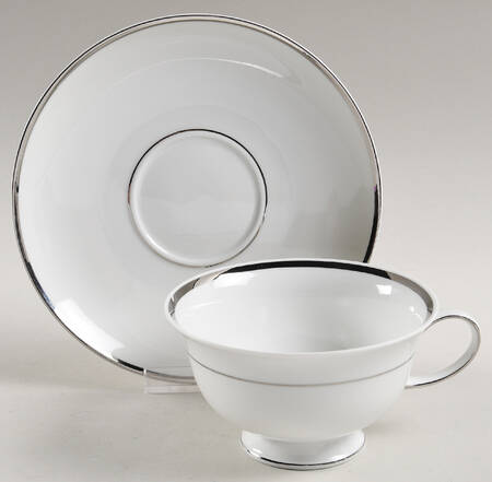 3607 Footed Cup & Saucer Set