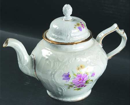 3677 Teapot & Lid
