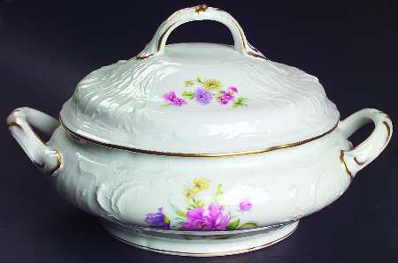 3677 Round Covered Vegetable