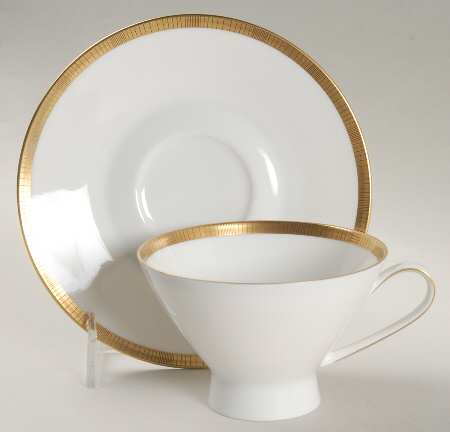 3680 Footed Cup & Saucer Set