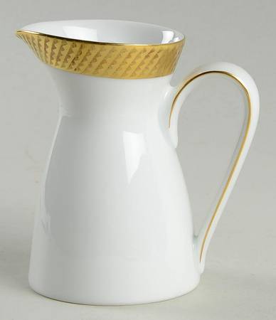 3681 Creamer