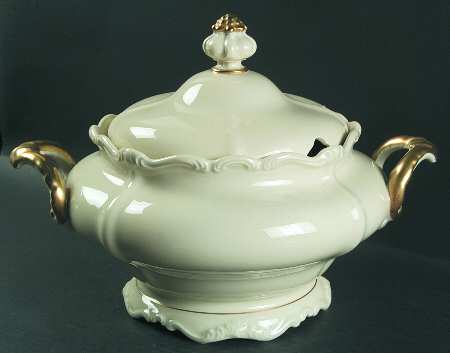 3774 Tureen &  Lid