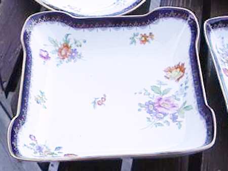 513 9" Square Vegetable Bowl