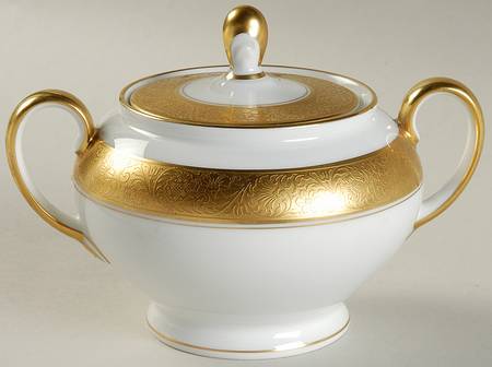 5132 Sugar Bowl & Lid