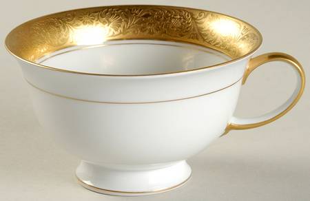 5132 Footed Cup