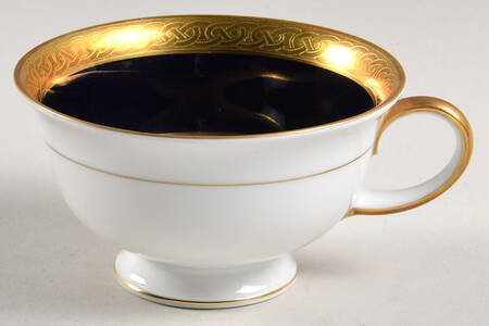 5143 Footed Cup