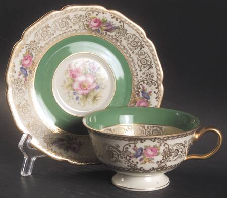 5893 (Green) Footed Cup & Saucer Set