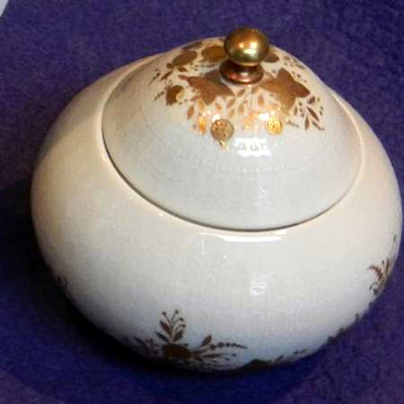 6040 Sugar Bowl & Lid