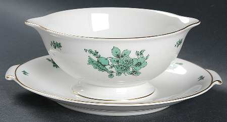 622 (Aida) Gravy Boat with Attached Underplate