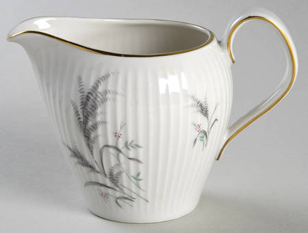 7533 (Gold Trim) Mini Creamer