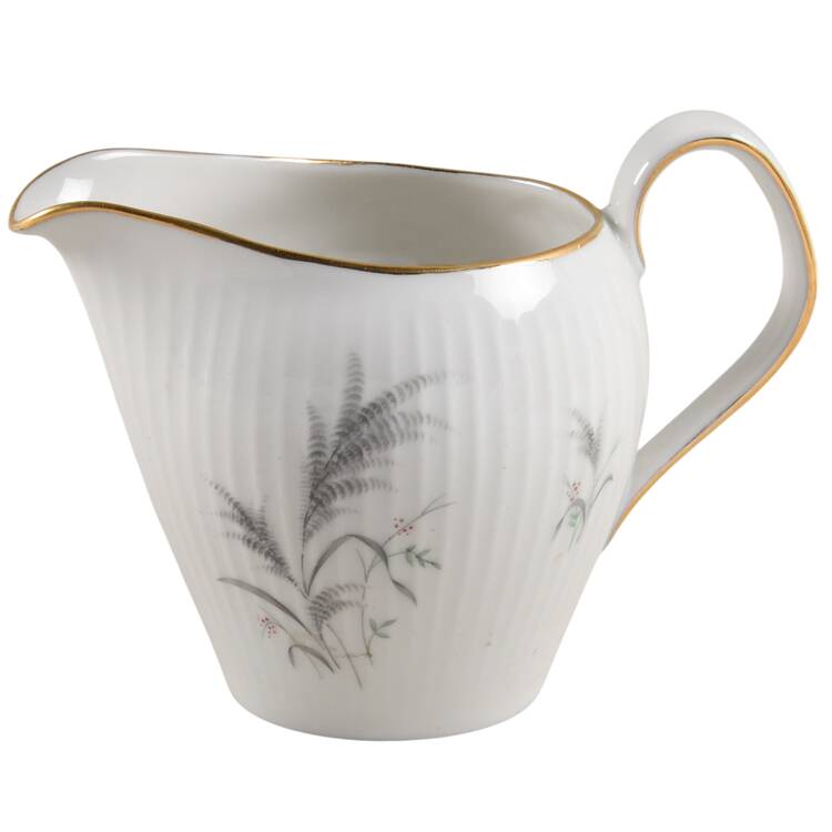 7533 (Gold Trim) Creamer