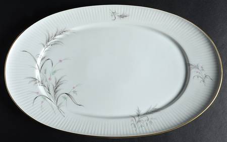 7533 (Gold Trim) 15" Oval Serving Platter