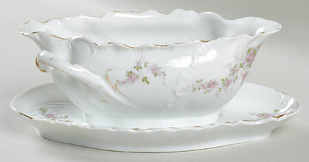 7936 Gravy Boat with Attached Underplate