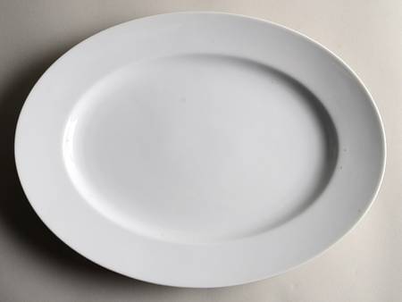 Aida (White) 14" Oval Serving Platter