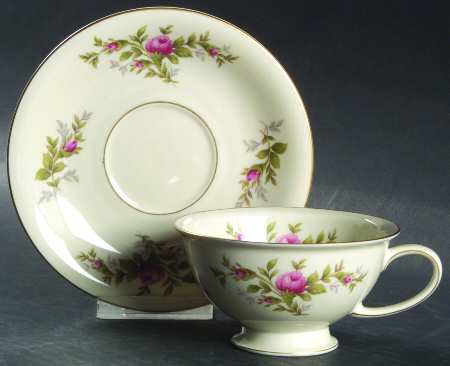 Alexis Footed Cup & Saucer Set