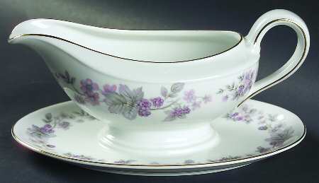 Amethyst Gravy Boat with Attached Underplate