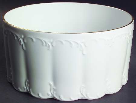 Antoinette (Monbijou Shape) 7" Round Vegetable Bowl