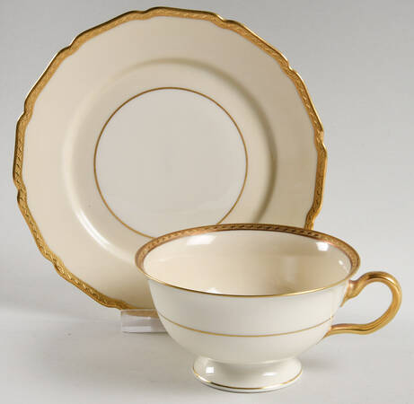 Ariston Footed Cup & Saucer Set