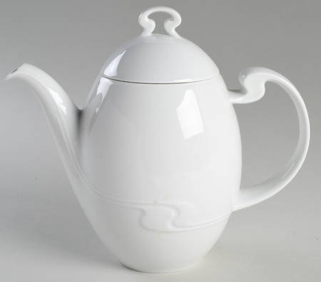 Asymmetria White Coffee Pot & Lid