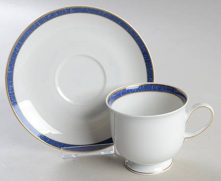 Azur Footed Cup & Saucer Set