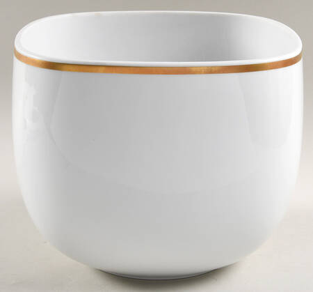 Banquet (Suomi) 8" Salad Serving Bowl