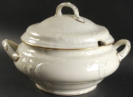 Barbara (Sanssouci) Tureen &  Lid