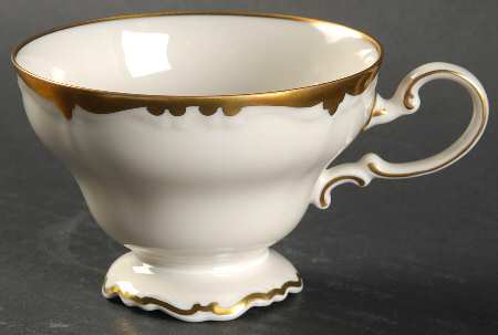 Baroque Gold Footed Cup
