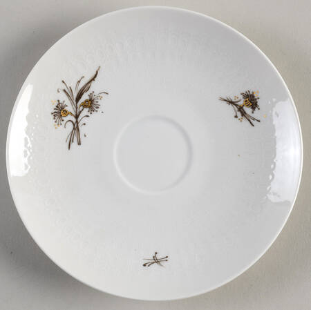Basquette Saucer