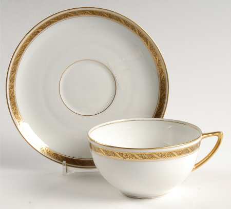The Belmont Flat Cup & Saucer Set