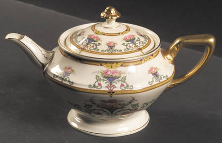 Belrose Teapot & Lid