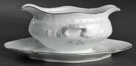 Belvedere (Sanssouci) Gravy Boat with Attached Underplate