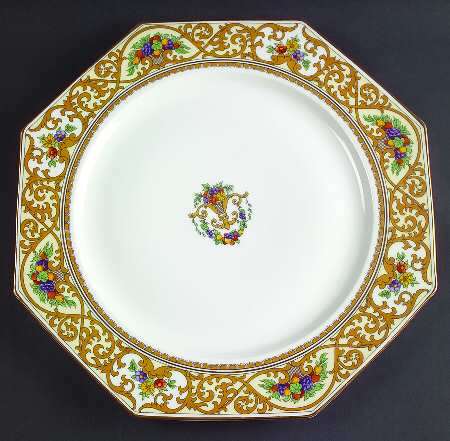 The Beverly 12" Octagonal Chop Plate