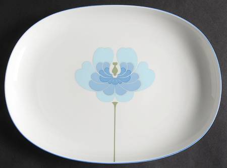 Blue Flower (Century Shape, Coupe) 9" Oval Serving Platter
