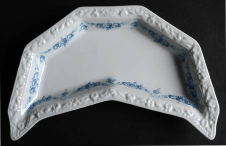 Blue Garland Bone Dish