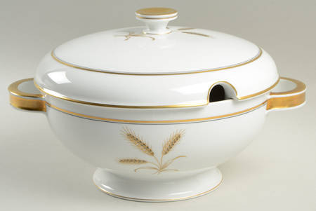 Bountiful Tureen &  Lid