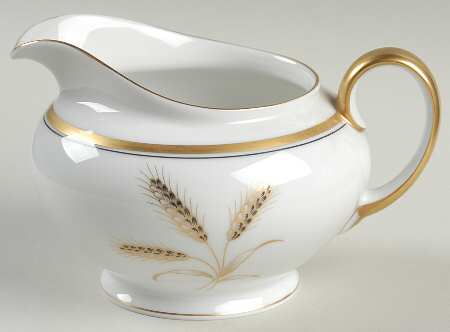 Bountiful Creamer