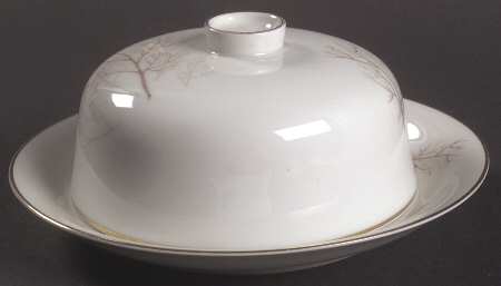 Bramble (Form E) Round Covered Butter