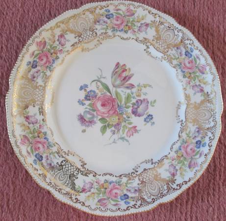 Brides Bouquet Dinner Plate
