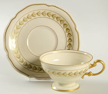 Bristol Footed Cup & Saucer Set