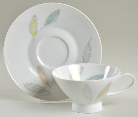 Bunte Blatter Footed Cup & Saucer Set