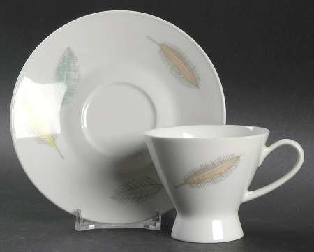 Bunte Blatter Footed Demitasse Cup & Saucer Set