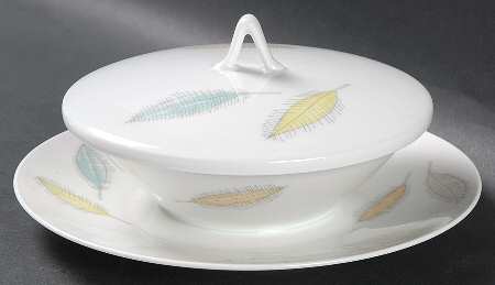 Bunte Blatter Round Sauce Boat w/Attached Underplate & Lid